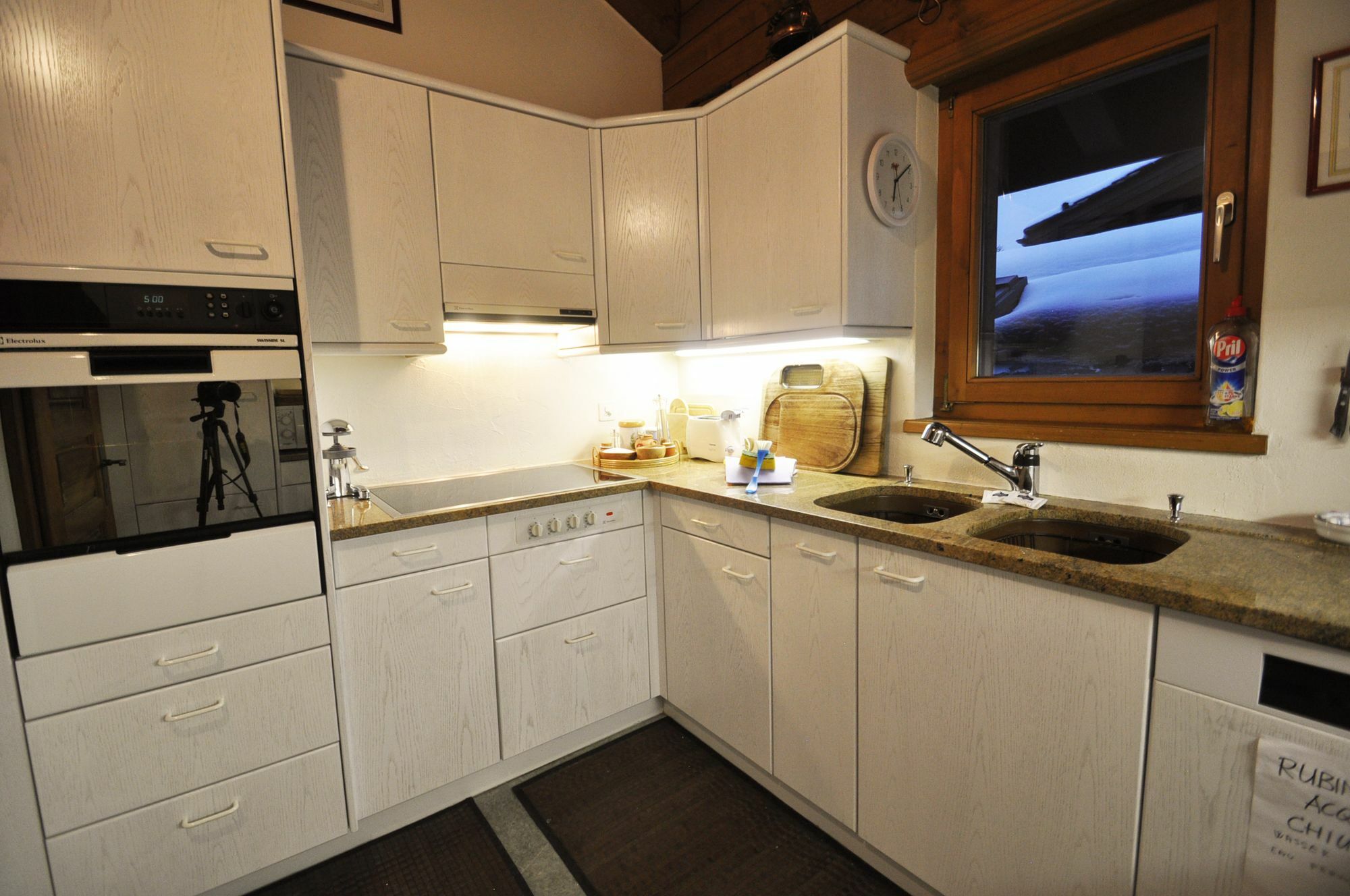 Haus Tiefbach - Apartment Cervino Zermatt Exteriér fotografie